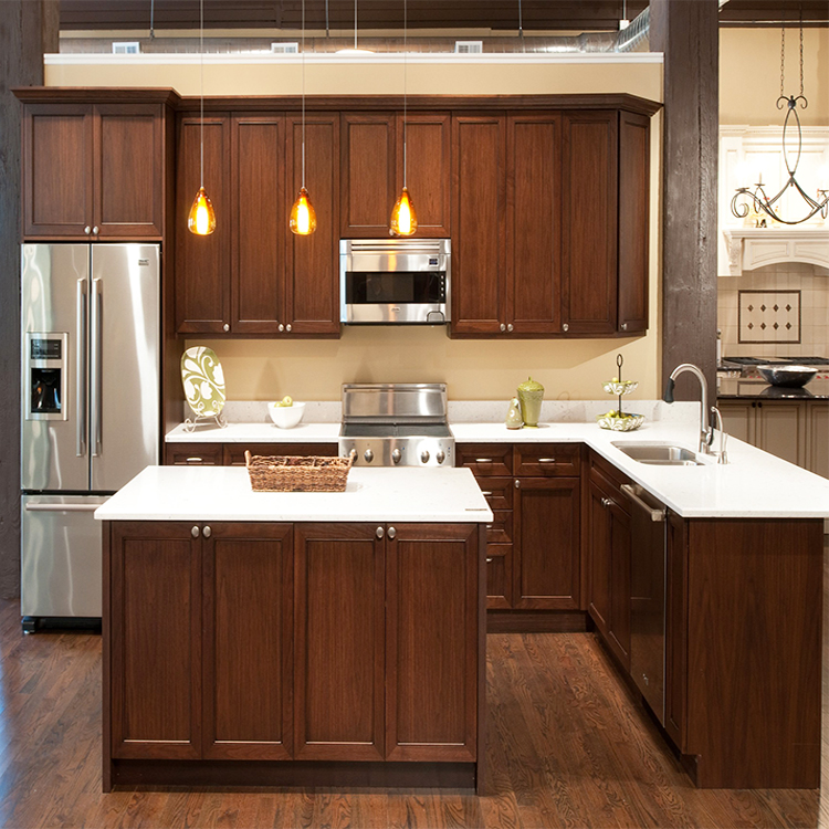 Armoire de cuisine en bois massif