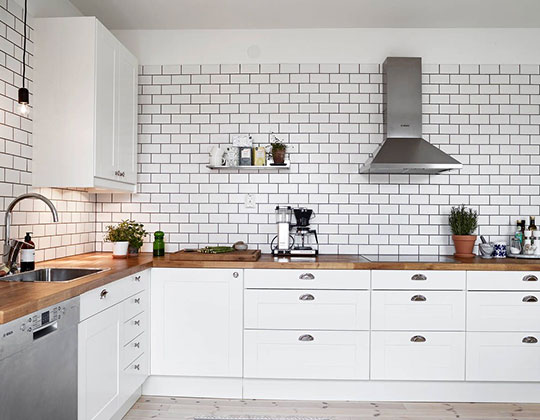 White Kitchen Tiles