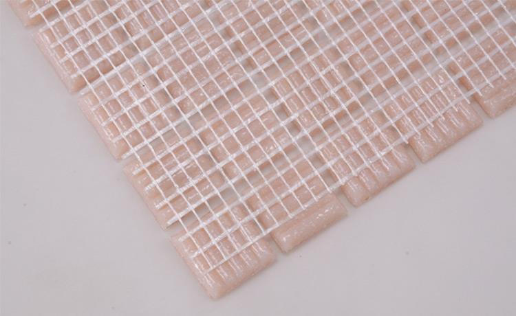 pink-glass-mosaic-wall-tile-3