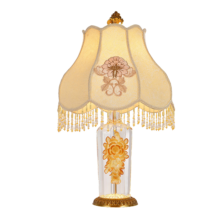 Hanse Sunny Chrysanthemum Glass Table Lamp