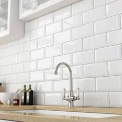 subway tile kitchen backsplash