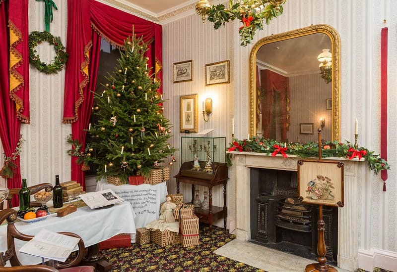 Victorian Style Christmas Decorations.jpg